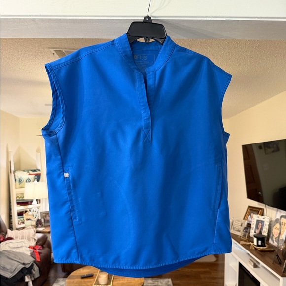 Figs Rafaela Oversized Scrub Top - Picture 5 of 6